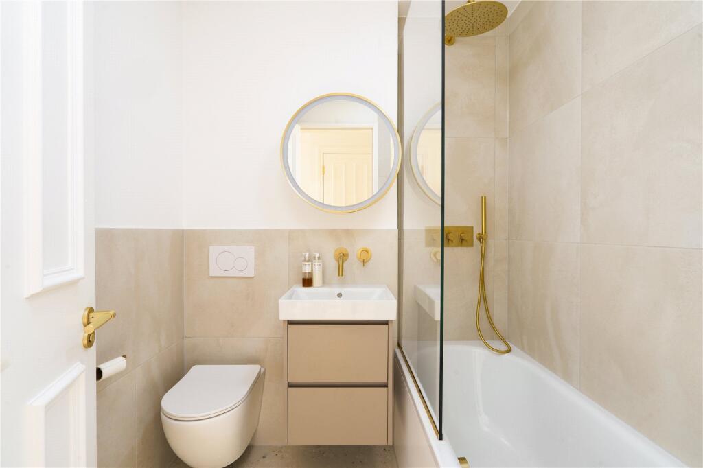 3 bedroom apartment for sale in Artesian Road, Notting Hill, London, W2